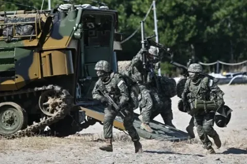 S. Korea, U.S., Japan launch trilateral drills