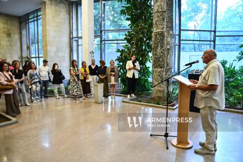 Información sobre exposición temporal “Gabriel Sundukyan 200" y nueva temporada del teatro