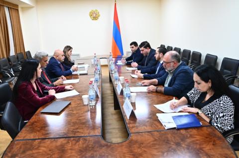 Տեղի է ունեցել «Հանրօգուտ մեդիամիջավայր» հիմնադրամի հոգաբարձուների խորհրդի մեկնարկային նիստը