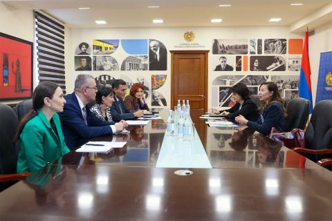 ՀՀ ԿԳՄՍ նախարարն ու ՄԱԿ ՊՀԾ հայաստանյան գրասենյակի ղեկավարը քննարկել են «Դպրոցական սնունդ» ծրագրի ընդլայնման հարցերը