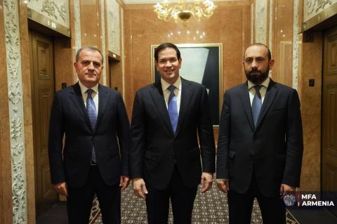 მირზოიანი, ბაირამოვი და რუბიომ მოკლეხნიანი სამმხრივი ურთიერთობა ჰქონდათ