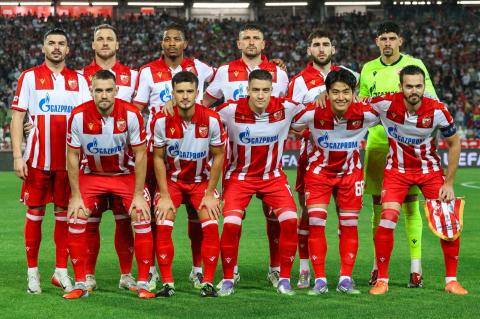 Лига Европы. “Црвена Звезда”, за которую выступает Наир Тикнизян, сыграла вничью с “Селтиком”