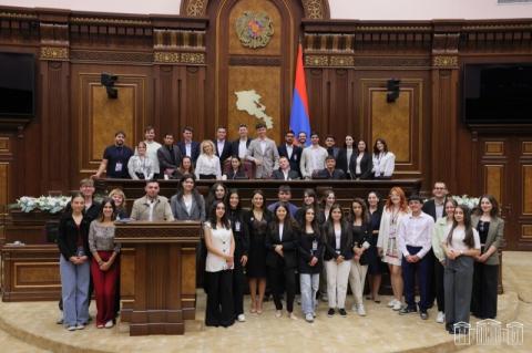 MP Arusyak Julhakyan meets with students of a number of European leading higher educational institutions