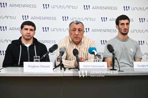 Dünya Güreş Şampiyonası sonuçlarının özetine adanmış basın toplantısı