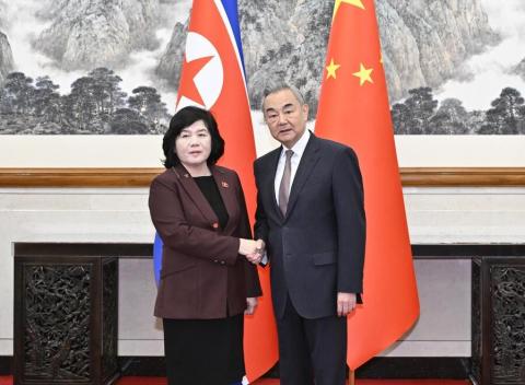 Չինաստանի և Հյուսիսային Կորեայի ԱԳ նախարարներն ընդգծել են երկկողմ կապերը խորացնելու անհրաժեշտությունը