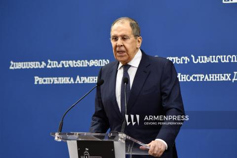 Россия не получала приглашения присоединиться к международным силам безопасности в секторе Газа: Лавров