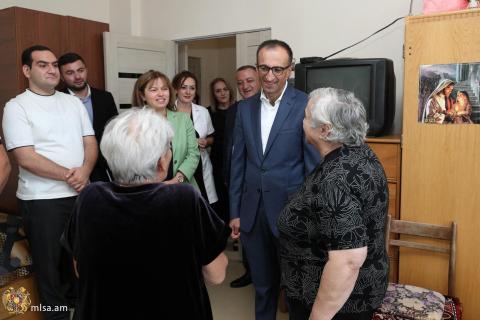 Պետության կողմից իրականացվող ծրագրերը նաև միտված են ապահովելու ավագ սերնդի ներկայացուցիչների արժանապատիվ ծերությունը. ԱՍՀ նախարար