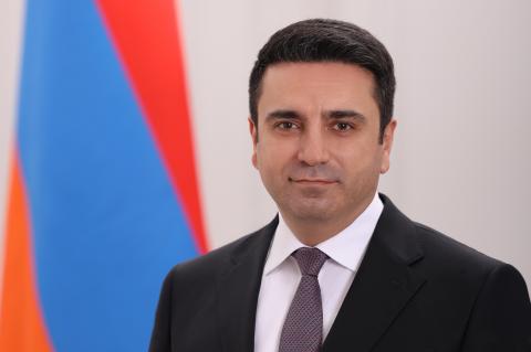 Ermenistan Ulusal Meclisi Başkanı'ndan Kıbrıs'a tebrik mesajı