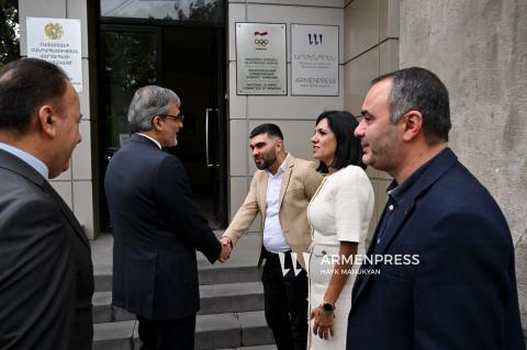 Iranian IRNA news agency Director visits Armenpress head office in Yerevan