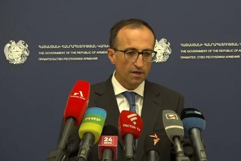 Ermenistan Çalışma ve Sosyal İşler Bakanı Arsen Torosyan'ın brifingi