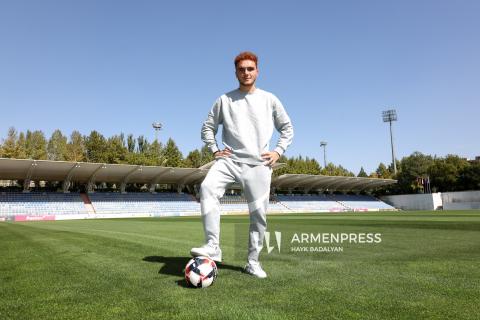 Defensor de la selección nacional de fútbol de Armenia y Urartu Ereván, Erik Piloyan