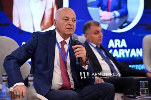 نحن بحاجة إلى تطوير الصناعة،واقتصاد البلاد لن ينمو ببيع الفواكه المجففة والزبيب فقط-مستشار القنصل الأرمني في شيكاغو باروير سركيسيان أرمنبريس-