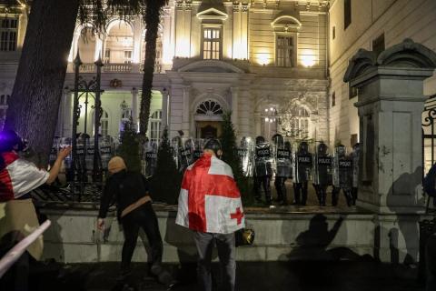 Большинству из 36 арестованных за попытку захвата резиденции президента Грузии предъявлены обвинения