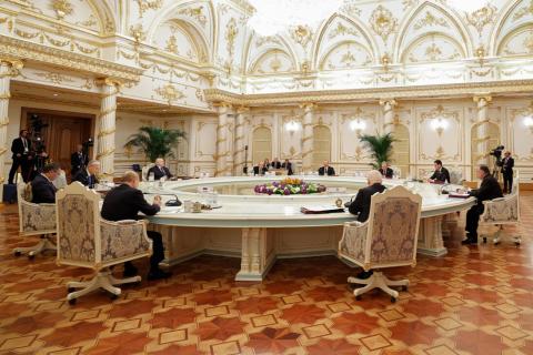 Putin appears surprised by trade decline with Armenia