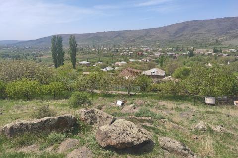 Հողատարածքների ապօրինի օտարման և փողերի լվացման մեջ մեղադրվող Ղազարավանի նախկին ղեկավարի կողմից համայնքին պատճառված վնասը վերականգնվել է