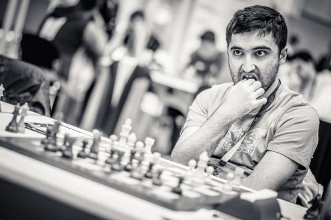 Женская и мужская сборные по шахматам потерпели неудачу в 6-м туре Командного чемпионата Европы