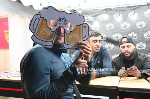 مهرجان البيرة في يريفان-صور-