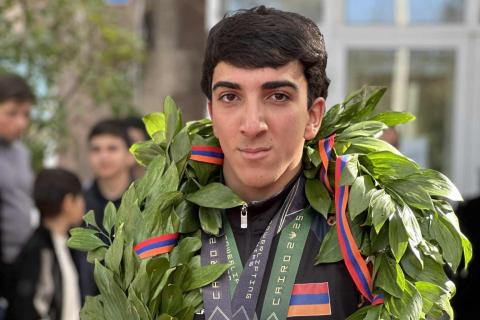 Գավառի մարզադպրոցի սան Արտյոմ Մուխսյանը պարածանրամարտի աշխարհի առաջնությունում արծաթե մեդալ է նվաճել