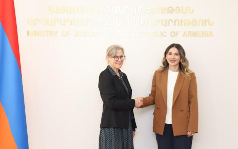 La ministre de la Justice de la République d’Arménie et l’ambassadrice de Suède ont discuté de plusieurs domaines de coopération