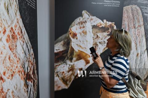 Yerevan'da "Lavaş Portreleri: Ermeni Ekmeği Foto-Hikâyelerde" sergisi açıldı