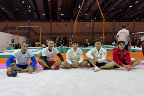 Մարմնամարզության հավաքականի անդամները սկսում են պայքարն աշխարհի առաջնությունում