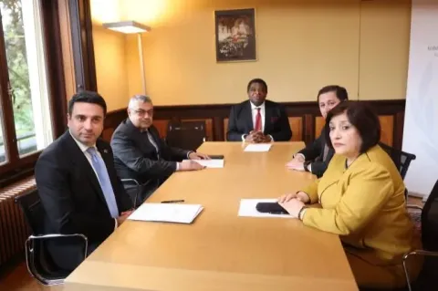 Le président de l'Assemblée nationale de la République d'Arménie rencontrera son homologue azerbaïdjanaise