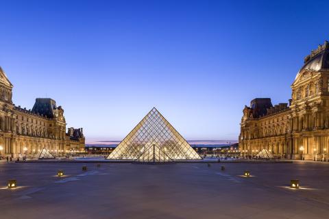 Le musée du Louvre cambriolé, des bijoux d'une "valeur inestimable" dérobés