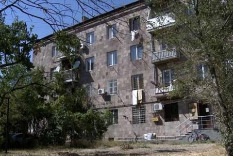 Yerevan mayor tasks resolution to the issue of buildings designated unfit for habitation