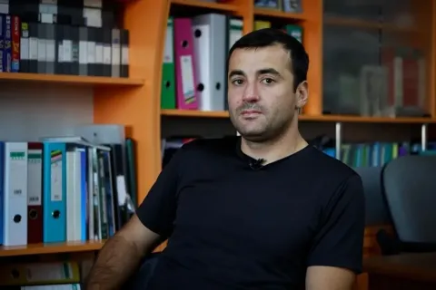 В полицию подано заявление об избиении активиста Артура Чахояна: задержан 1 человек