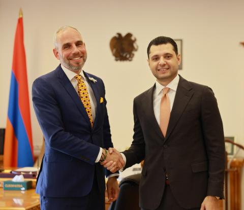 სომხეთის რესპუბლიკის გარემოს დაცვის მინისტრმა და პეტრ პირუნჩიკმა გარემოსდაცვით სფეროსთან დაკავშირებული საკითხები განიხილეს