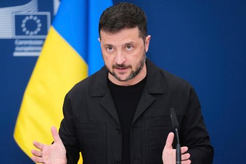 Зеленский заявил, что Украина не пойдет на территориальные уступки