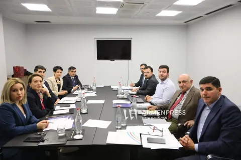 Changement d’ambiance et réduction des tensions : les représentants arméniens à la table ronde arméno-azerbaïdjanaise sur la rencontre