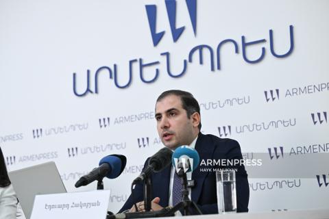 სომხეთის რესპუბლიკის სახელმწიფო შემოსავლების კომიტეტის თავმჯდომარის, ედუარდ ჰაკობიანის პრესკონფერენცია