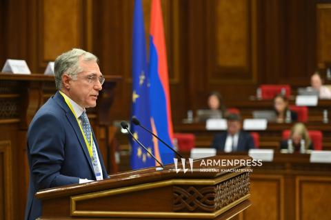 آغاز دوازدهمین نشست عمومی مجمع پارلمانی «یورونست»