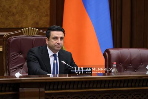 رئیس مجلس ملی:اطمینان دارم که ارمنستان با اصلاحات دموکراتیک گستردهٔ انجام‌شده با حمایت اتحادیهٔ اروپا، انتخابات آینده را با موفقیت برگزار خواهد کرد