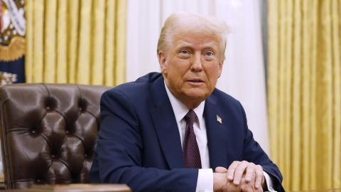 Трамп пообещал помочь урегулировать конфликт между Россией и Украиной