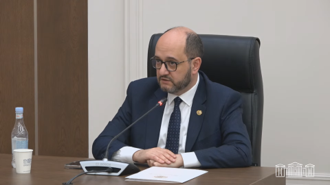 Я думаю, что правоохранительные органы предпринимают шаги: Араик Арутюнян о прослушивании