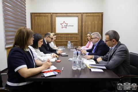 MP Hayk Mamijanyan meets MEP Nacho Sánchez Amor