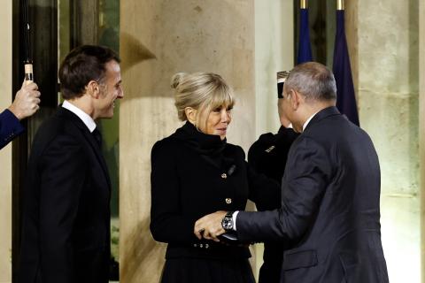 رئيس الوزراء الأرمني نيكول باشينيان يحضر حفل عشاء أقيم بدعوة من الرئيس الفرنسي إيمانويل ماكرون-فيديو-