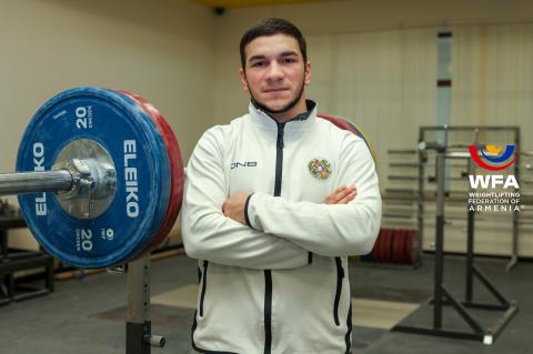 Armenia’s Mkrtchyan wins silver at EWF 2025 European Junior & U23 Championships