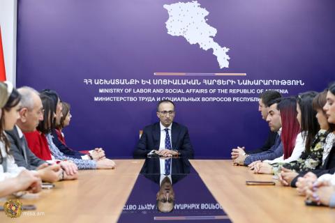 Արսեն Թորոսյանն ուղերձ է հղել Սոցիալական աշխատողի օրվա առթիվ