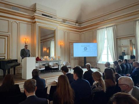 Rasmussen: la priorité de l’Europe doit être de soutenir l’établissement de la paix entre l’Arménie et l’Azerbaïdjan