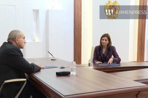 Premier ministre: le système d’assurance santé universelle transformera de manière significative le secteur de la santé et l’économie