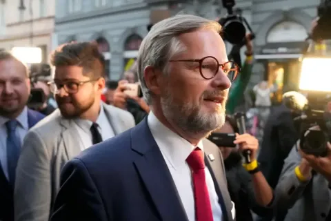 Правительство Чехии премьер-министра Петра Фиалы подало в отставку