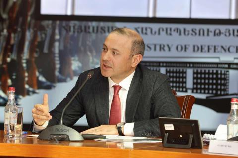 国家安全委员会秘书阐述国家综合防御与安全体系战略构想