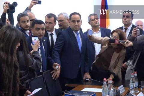 Comisión Reguladora de Servicios Públicos evalúa revocar la licencia de Redes Eléctricas de Armenia