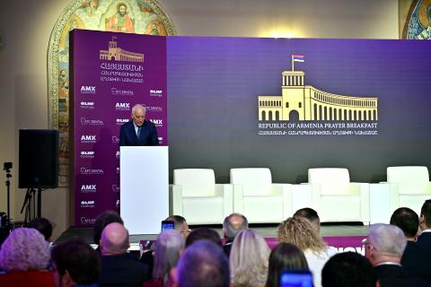 Le président de la République d’Arménie a participé au tout premier Petit-déjeuner de prière organisé en Arménie