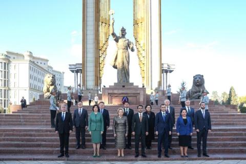 ԱՊՀ երկրների խորհրդարանականները հարգանքի տուրք են մատուցել տաջիկ ազգի արժեքներին