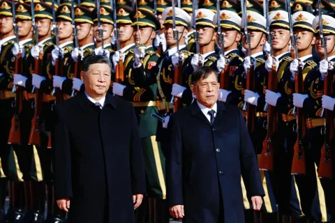Си Цзиньпин на встрече с президентом Таиланда подчеркнул важность укрепления стратегических связей