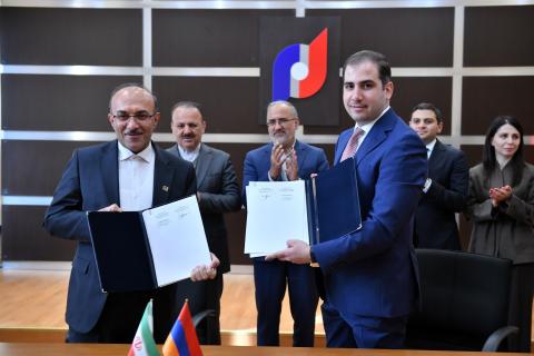 رئیس کمیته درآمدهای دولتی ارمنستان هیأت عالی‌رتبه گمرک ایران را به حضور پذیرفت